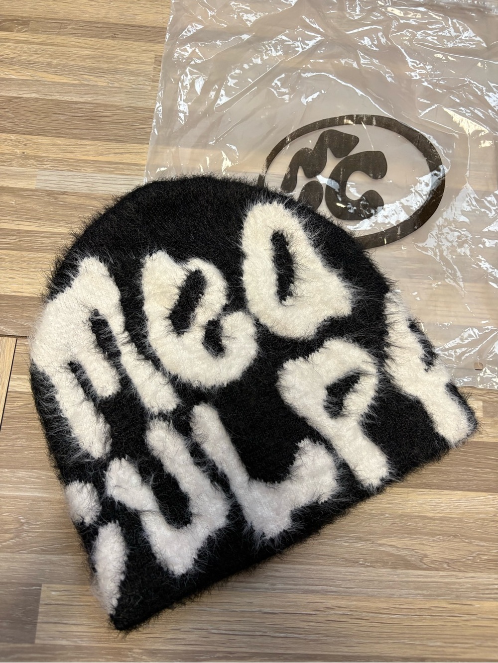 MOHAIR FUN DAY BEANIE